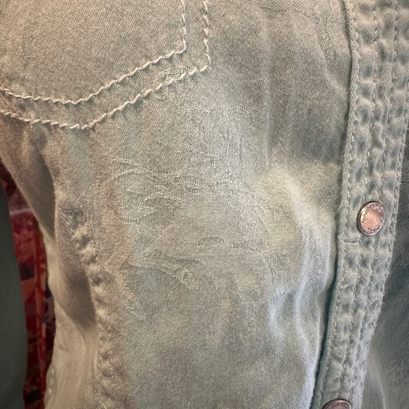 Barn Fly Trading Size Small Light Turquoise Bucking Horse Button Up Shirt - Picture 5 of 8